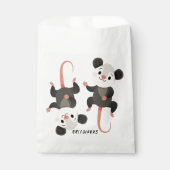 Two Lying Opossums, Custom Birthday Date Geschenktütchen (Vorderseite)