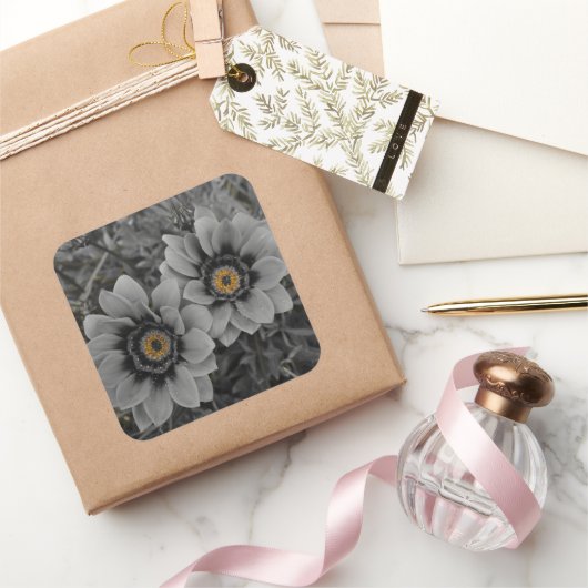 Two of a Kind Quadratischer Aufkleber (Schenken)