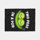 Two Peas In A D Cute Kawaii Funny Fleecedecke (Vorderseite (Horizontal))