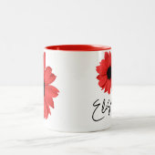 Two Red Daisies and Your Name / Message Zweifarbige Tasse (Mittel)