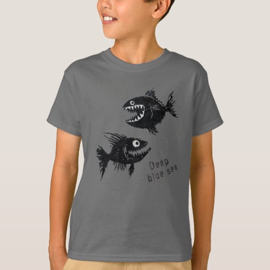 Two scary fish, tattoo style, personalized T-Shirt (Vorderseite)