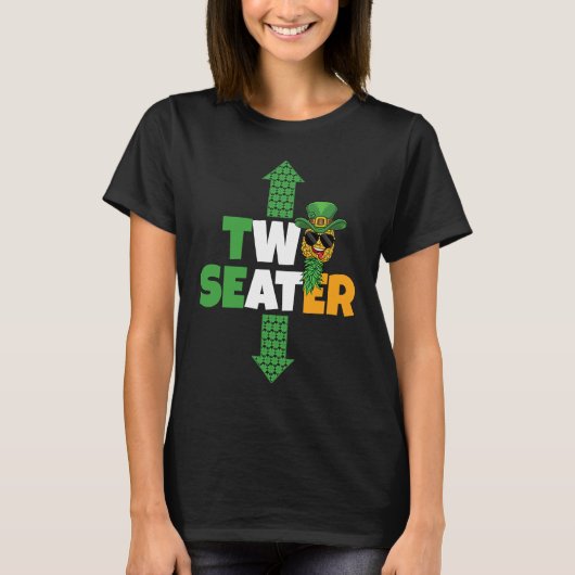 Two Seater St Patricks Day Upside Down Pineapple S T-Shirt (Vorderseite)