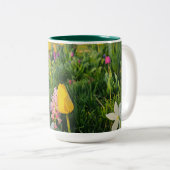 Two-tone Mug 15 oz Zweifarbige Tasse (VorderseiteRechts)