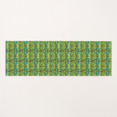 Two views of a green and yellow patterned tile  yogamatte (Vorderseite (Horizontal))