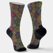 Two views of colorful socks featuring a geometric  socken (Gewinkelt)
