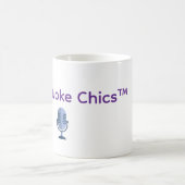 Two Woke Chics Podcast Tasse (Mittel)
