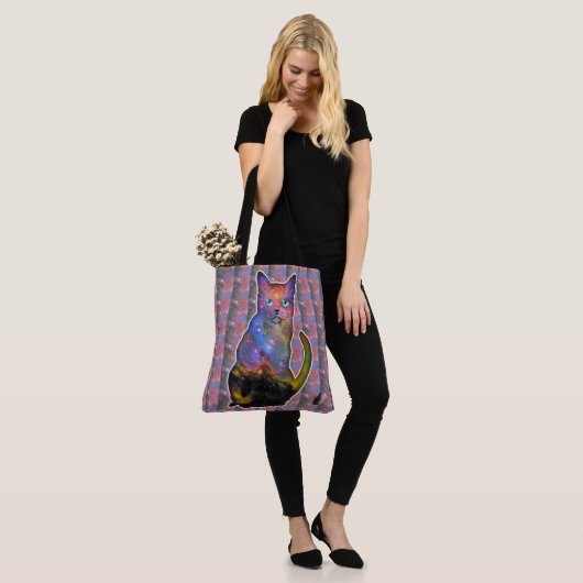 Tycho Space bei Katzen Tasche (Am Model)