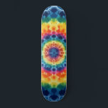 Tye-Dye-4 Skateboard<br><div class="desc">Grafisches Design,  digital erstellt mit Vektoranwendungen und pixelbasierten Anwendungen,  ergänzt durch grafische,  typografische und künstlerische Methoden von Gary Grayson aus Arlington,  Texas.</div>