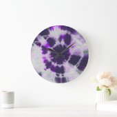 Tye Dye Komposition #1 von Michael Moffa Große Wanduhr (Zuhause)