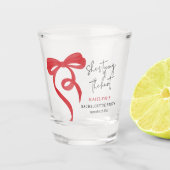 Tying the Knot Red Coquette Bow Bachelorette Party Schnapsglas (Vorderseite)
