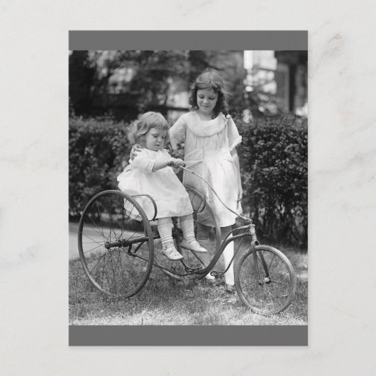 Tyke on Trike, 1920er Postkarte (Vorderseite)