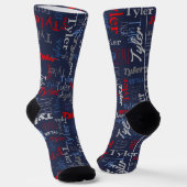 Tyler personalisierter Name Rot Grau Socken (Gewinkelt)