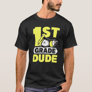 Typ der ersten Klasse Schule Abschluss der ersten T-Shirt