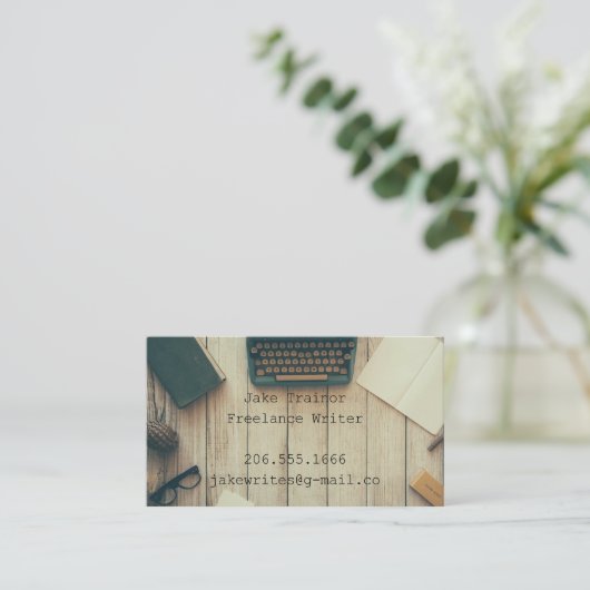 Typ und Schreibtisch Visitenkarte (Stehend Vorderseite)