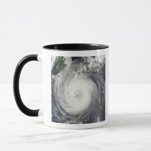 Typhoon Chaba Tasse (Links)