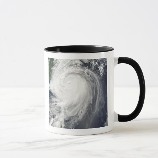 Typhoon Jangmi Tasse (Rechts)