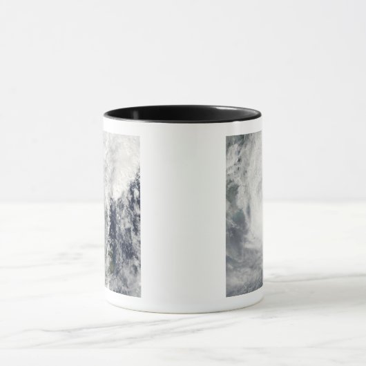 Typhoon Megi 3 Tasse (Zentrum)