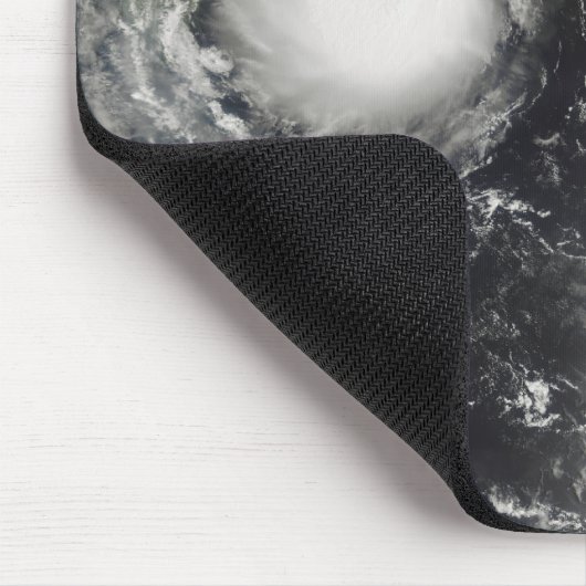 Typhoon Saomai und Tropensturm Bopha Mousepad (Ecke)