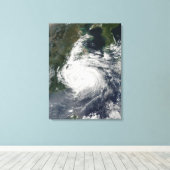 Typhoon Sinlaku Leinwanddruck (Insitu (Holzboden))