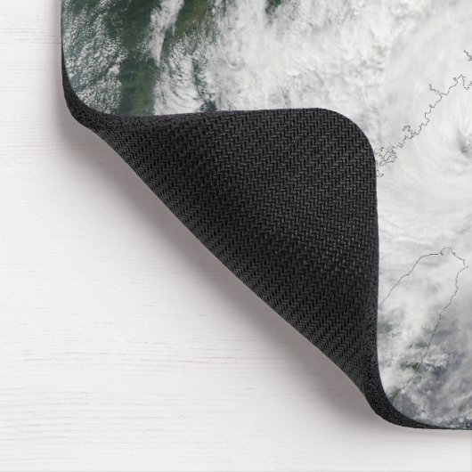 Typhoon Sinlaku Mousepad (Ecke)