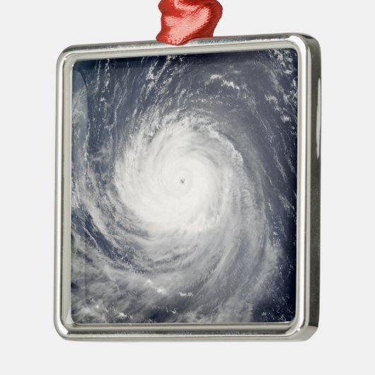 Typhoon Talim Ornament Aus Metall (Links)