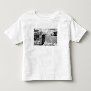 Typische Adobe-Tür und Eingang in Santa Fe, New Kleinkind T-shirt