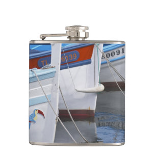 Typische provenzalische Fischerboote in 2 Farben Flachmann