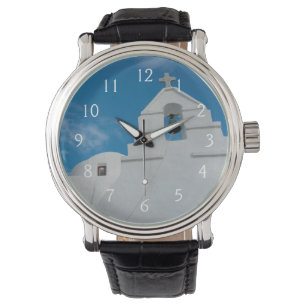 Typische weiß getünchte Kirche Armbanduhr