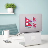 Typischer Nepal-Flag für benutzerdefinierten Text Aufkleber (Laptop auf Schreibtisch)