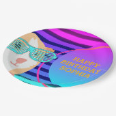 Typischer Retro-Guinea der 80er Jahre Pappteller (Schrägansicht)