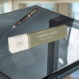 Typisches, akryllisches Führungskraft, grüner Schr Namensplakette