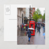 Typisches London - Vergessen Sie nicht den Schirm Postkarte (Vorne/Hinten)