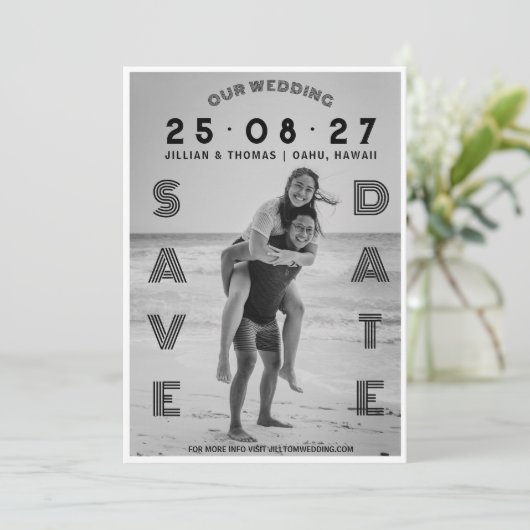 Typografie Briefing Custom Foto Wedding Save The Date (Stehend Vorderseite)