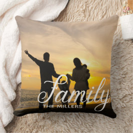 Typografie für das Überlagern von Familientext Kissen