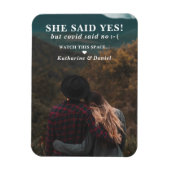 Typografie Hochzeitspause Save the Date Magnet (Vertikal)