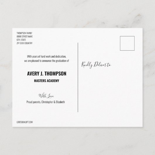 Typografie-Klasse 2021 Graduate Personalisiert Ankündigungspostkarte (Rückseite)