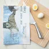 Typografie phantastischer Wölfe | PERSONALISIERT Handtuch (Viertel Falte)