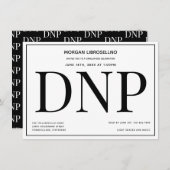 Typografie-Schwarz-weiße DNP-Graduierungspartei Einladung (Vorne/Hinten)