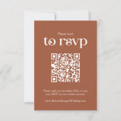 Typografie Terracotta QR Code Wedding RSVP Karte (Vorderseite)