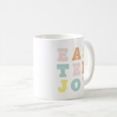 Typografische Osterfreuden Moderne Pastelle Kaffeetasse (VorderseiteRechts)