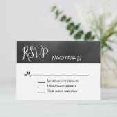 Typografy Chalk Board Wedding RSVP Card (Stehend Vorderseite)
