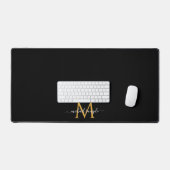 Typography Script Name Monogram Black Gold Chic Schreibtischunterlage (Tastatur & Maus)
