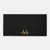 Typography Script Name Monogram Black Gold Chic Schreibtischunterlage (Vorderseite)