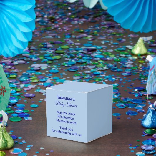 Typography Style Minimalist Light Blue Baby Shower Geschenkschachtel (Party)