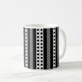 U-Bahn-Karierte Geometrien RL90 Kaffeetasse (VorderseiteRechts)
