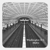 U-Bahnstation Washington - Blick auf die Rails Quadratischer Aufkleber (Vorderseite)