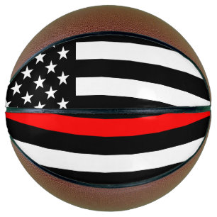 U.S. Flag Thin Red Line Symbolic Memorial auf eine Basketball