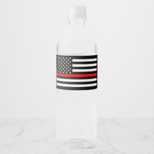 U.S. Flag Thin Red Line Symbolic Memorial auf eine Wasserflaschenetikett