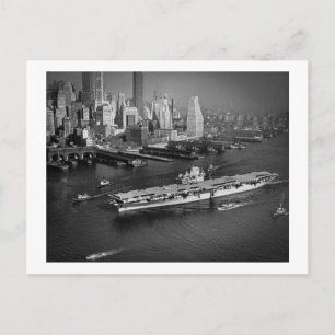 U.S. Hornet segelt den East River New York City en Postkarte