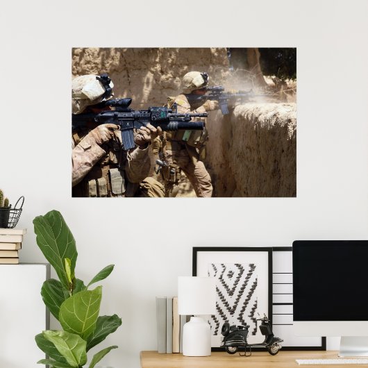 U.S. Marines in der Provinz Helmand, Afghanistan Poster (Heimbüro)